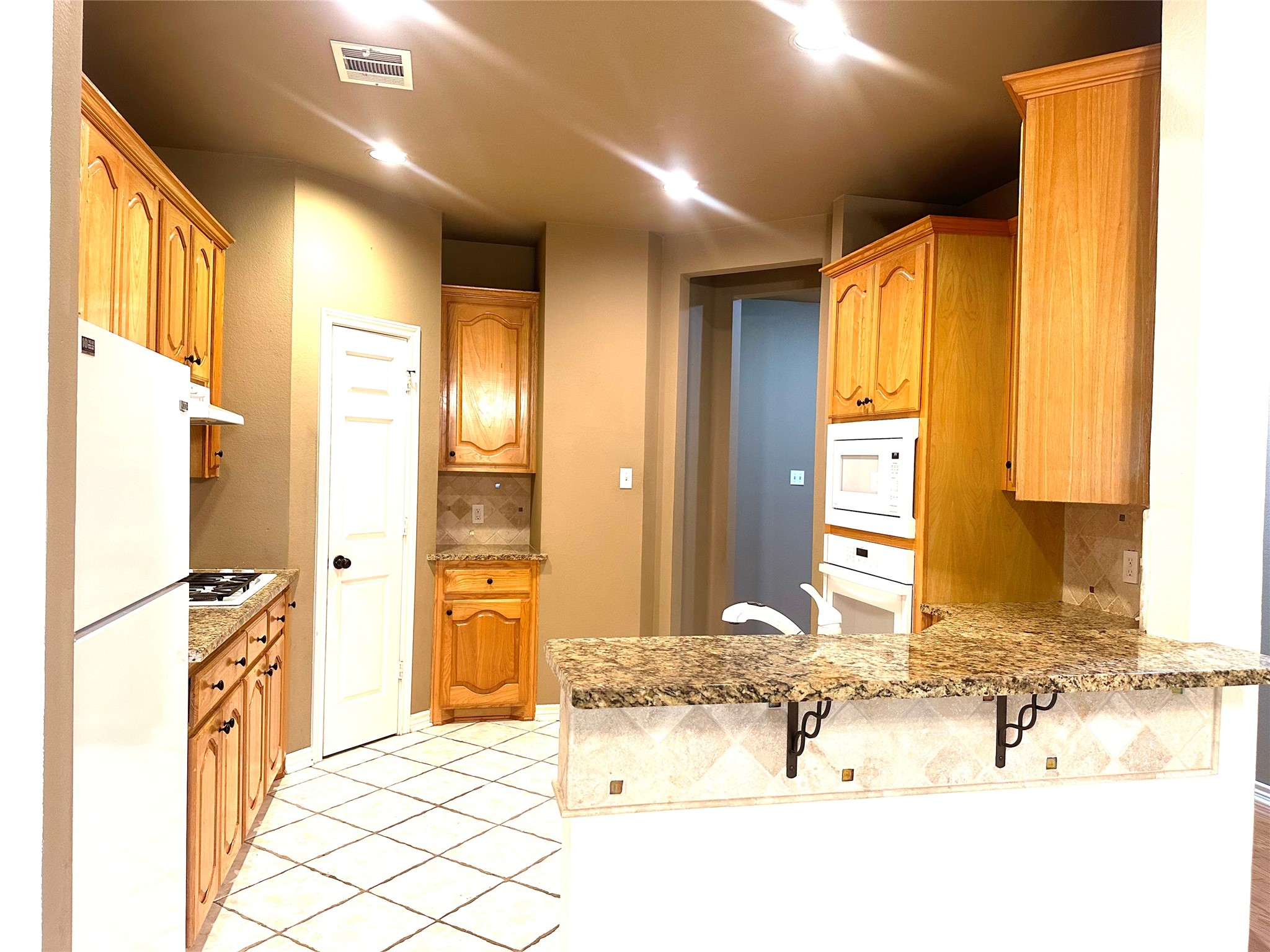 1410 Oxford Drive Mansfield TX 76063