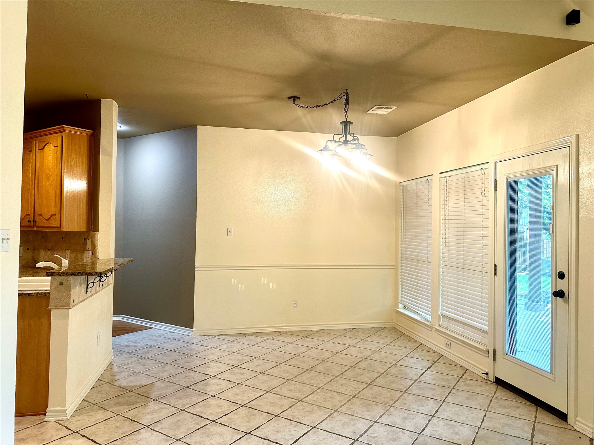 1410 Oxford Drive Mansfield TX 76063