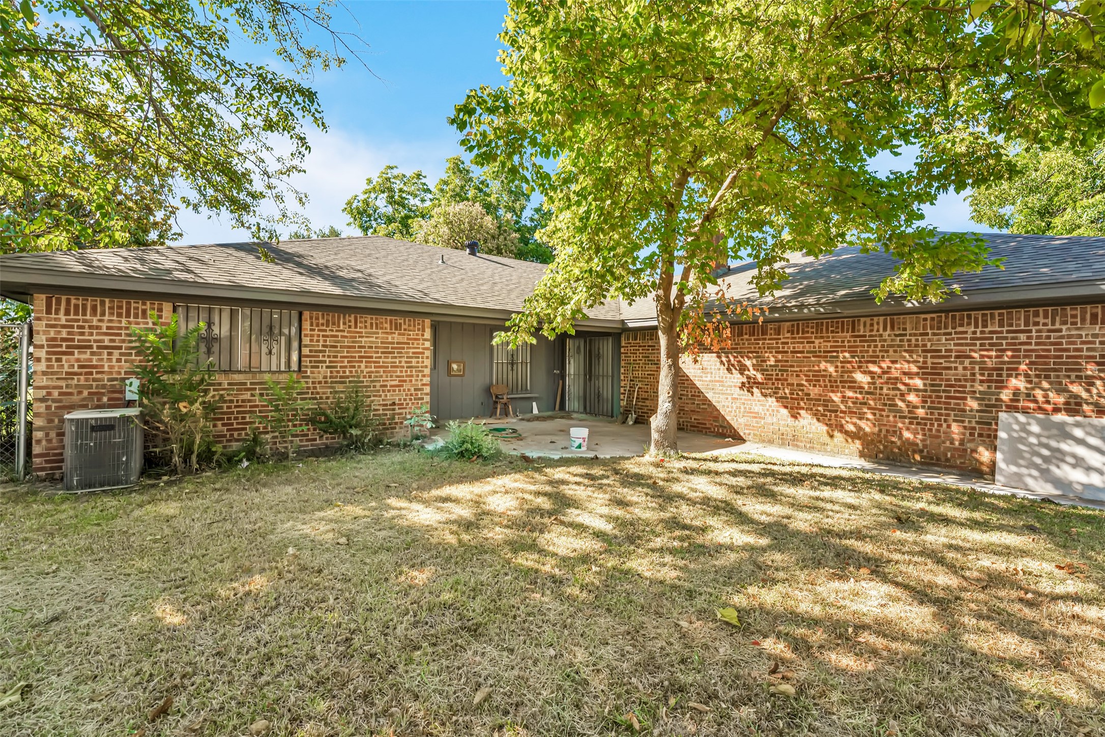 7027 Hunnicut Road Dallas TX 75227