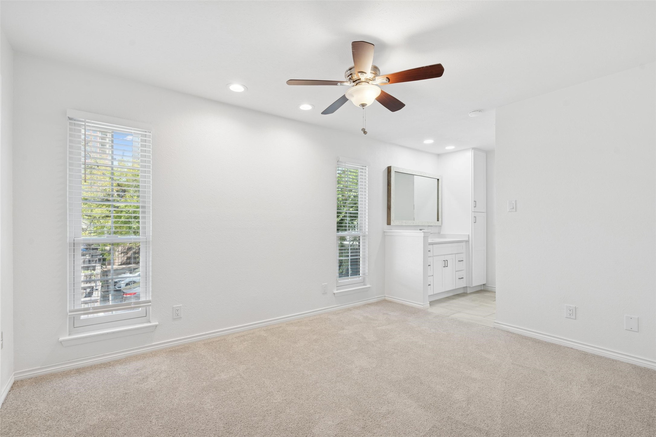 4402 Buena Vista Street Dallas TX 75205