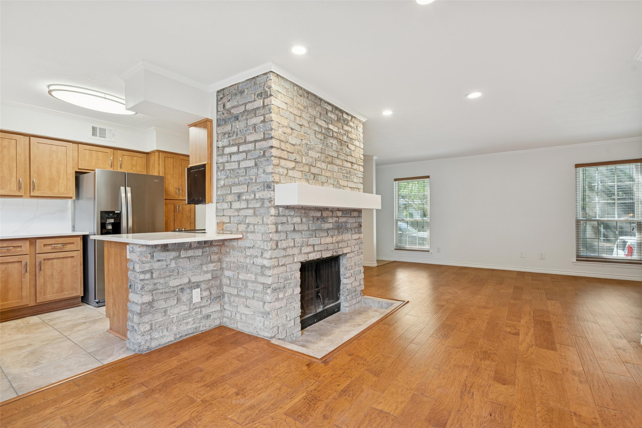 4402 Buena Vista Street Dallas TX 75205