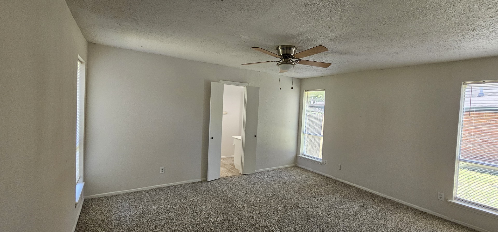 1204 Laurie Avenue Desoto TX 75115