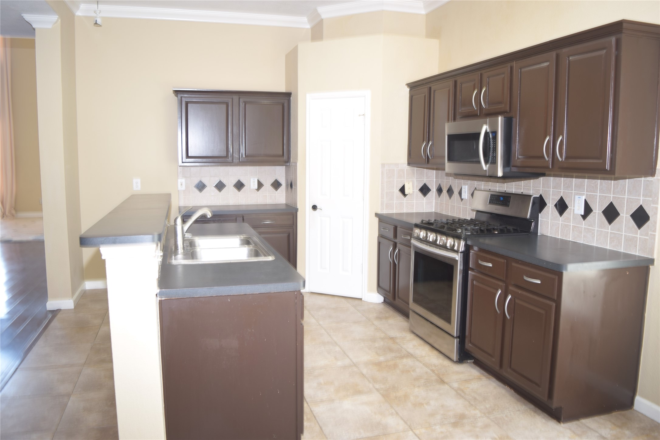 3431 Jasper Drive Grand Prairie TX 75052