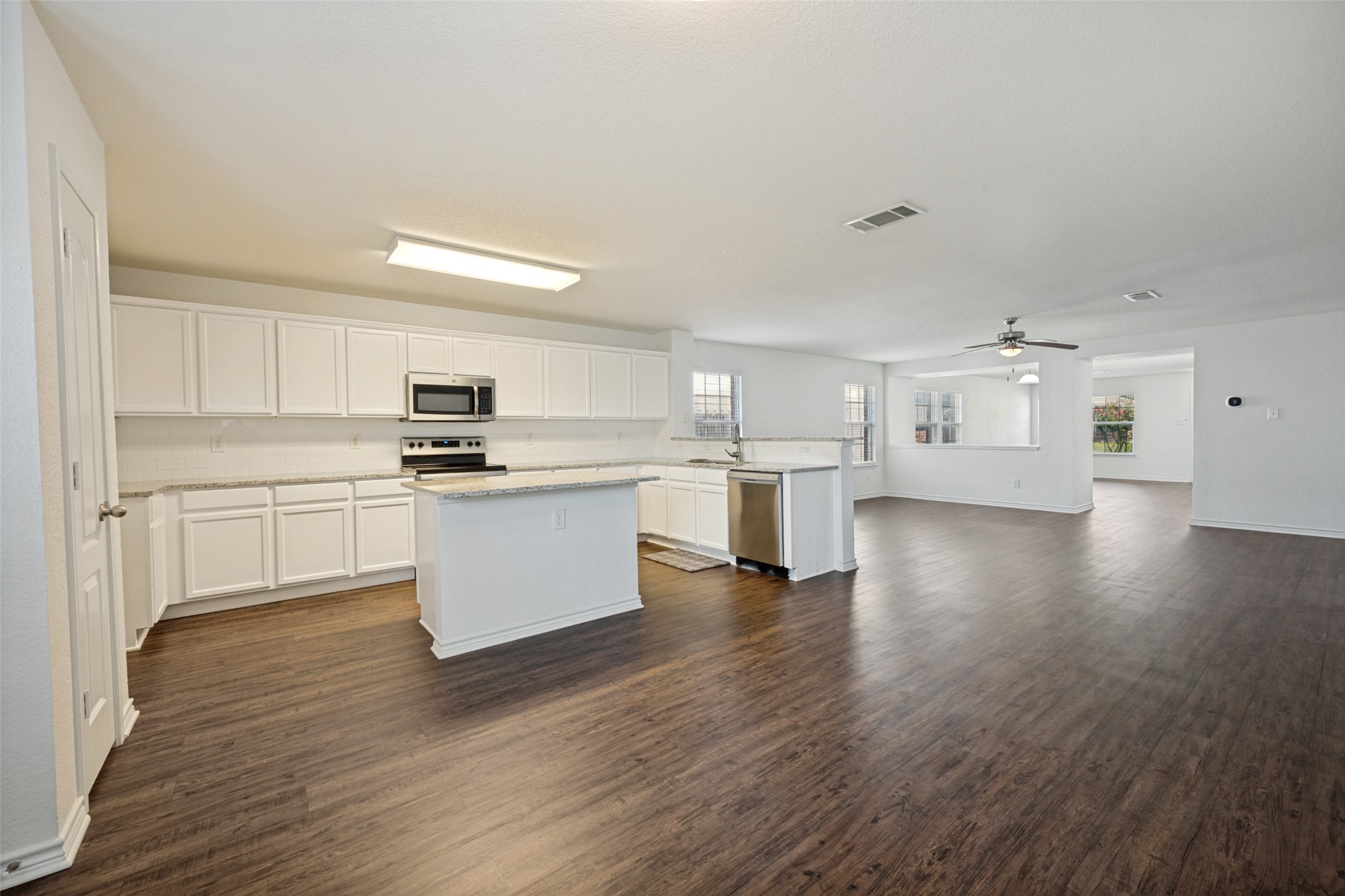 8013 Hidden Oaks Drive Fort Worth TX 76120
