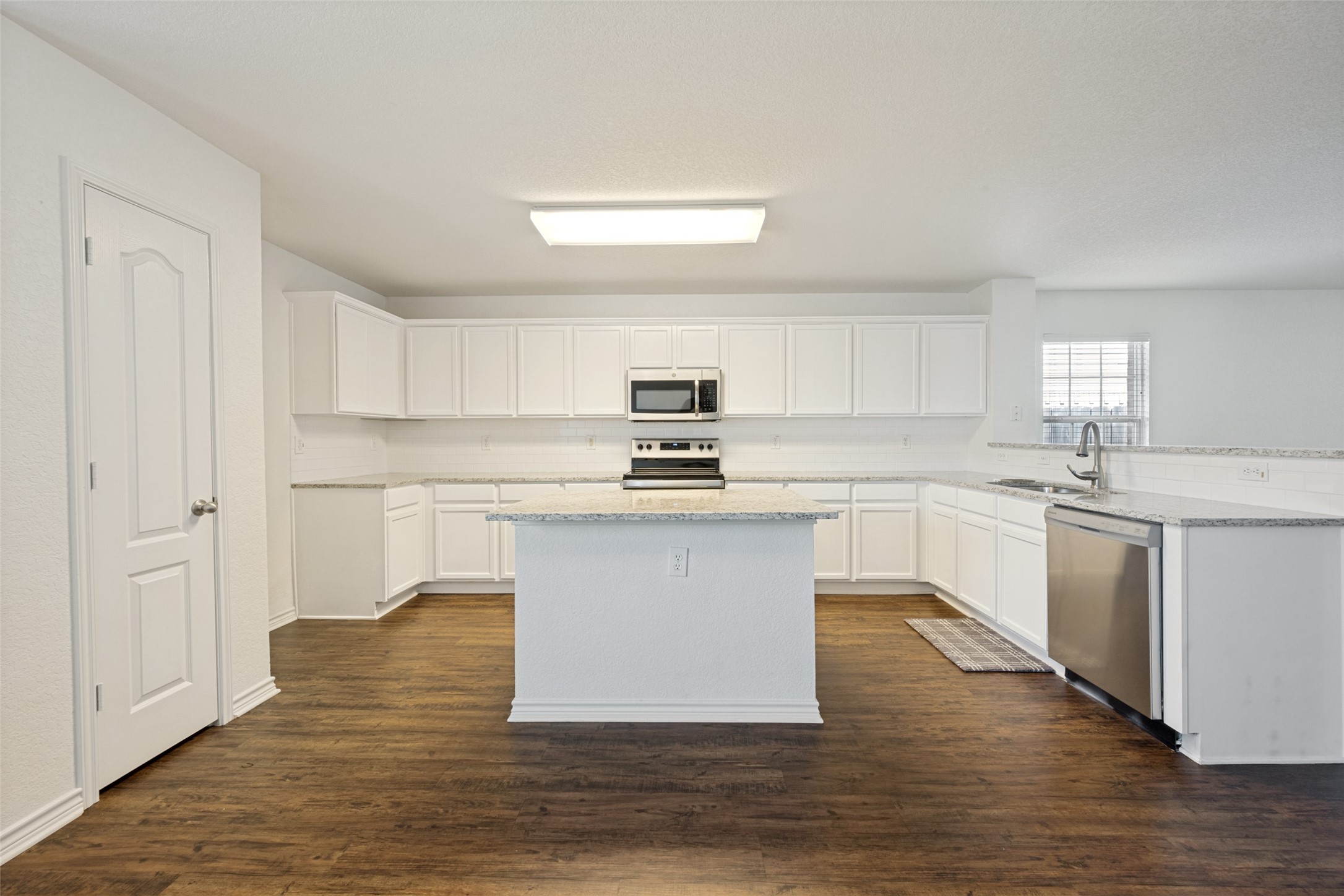 8013 Hidden Oaks Drive Fort Worth TX 76120
