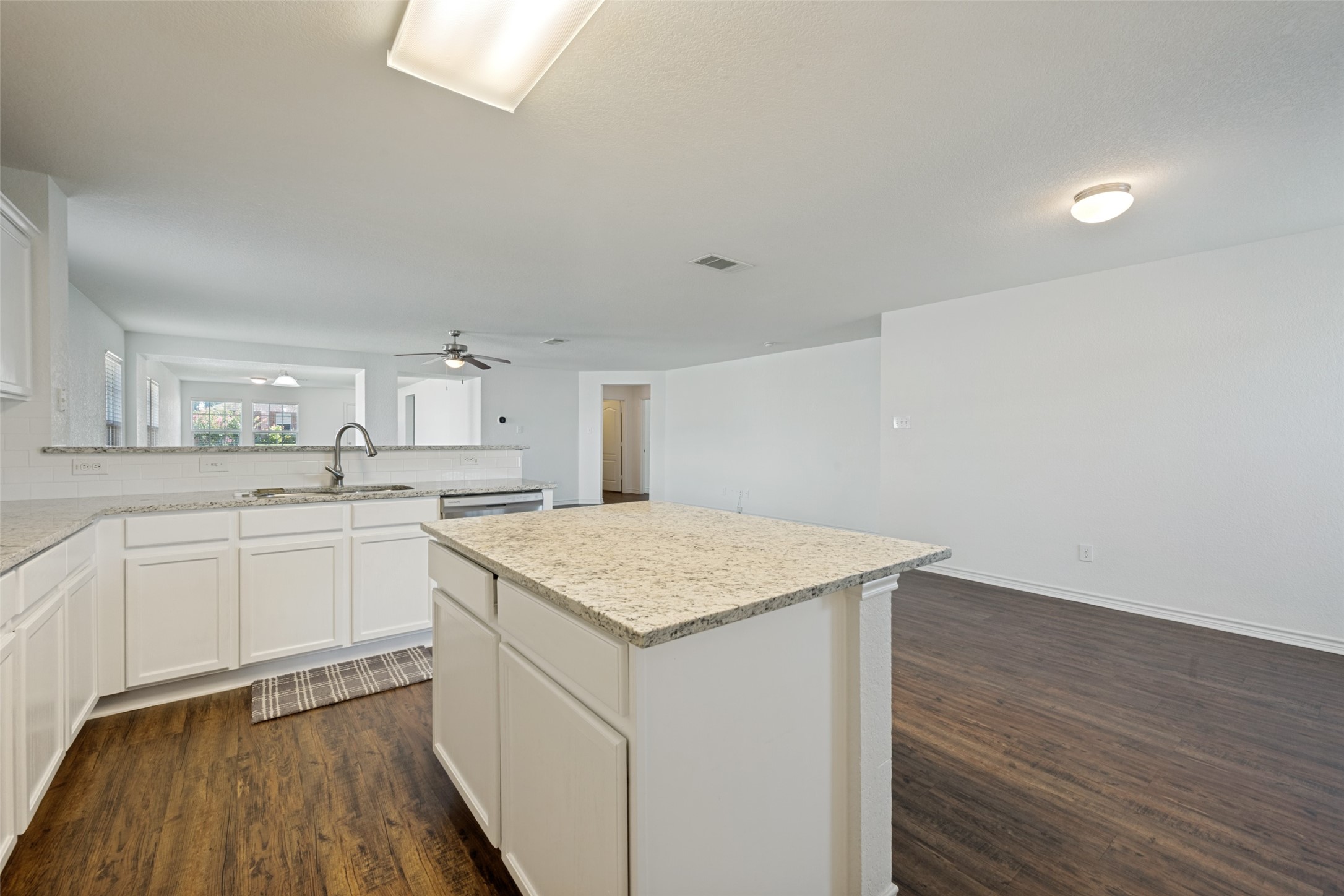 8013 Hidden Oaks Drive Fort Worth TX 76120