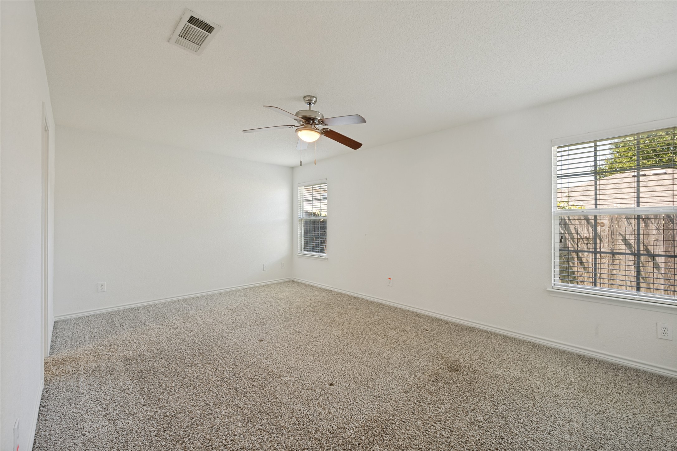 8013 Hidden Oaks Drive Fort Worth TX 76120