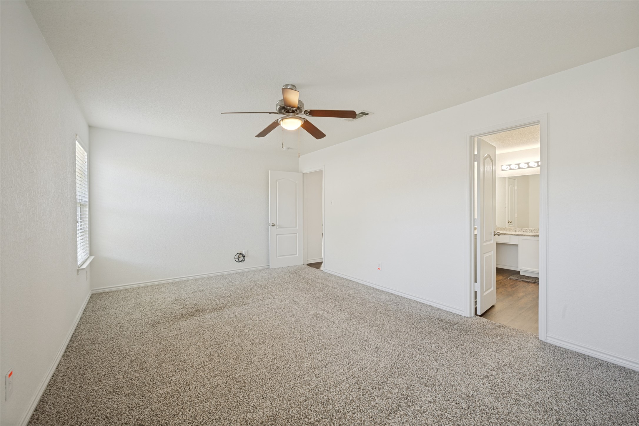 8013 Hidden Oaks Drive Fort Worth TX 76120
