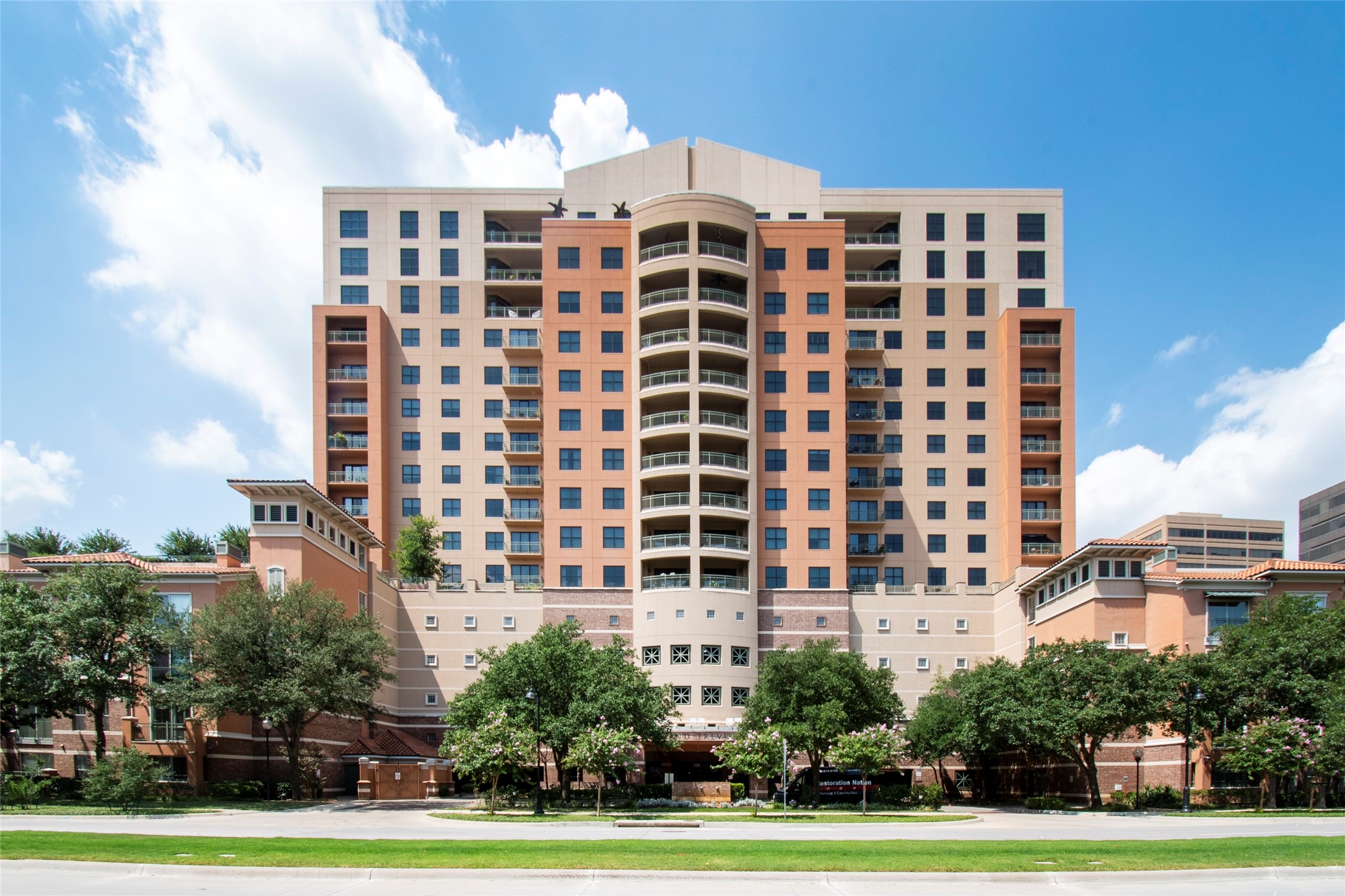 330 Las Colinas Boulevard E Irving TX 75039