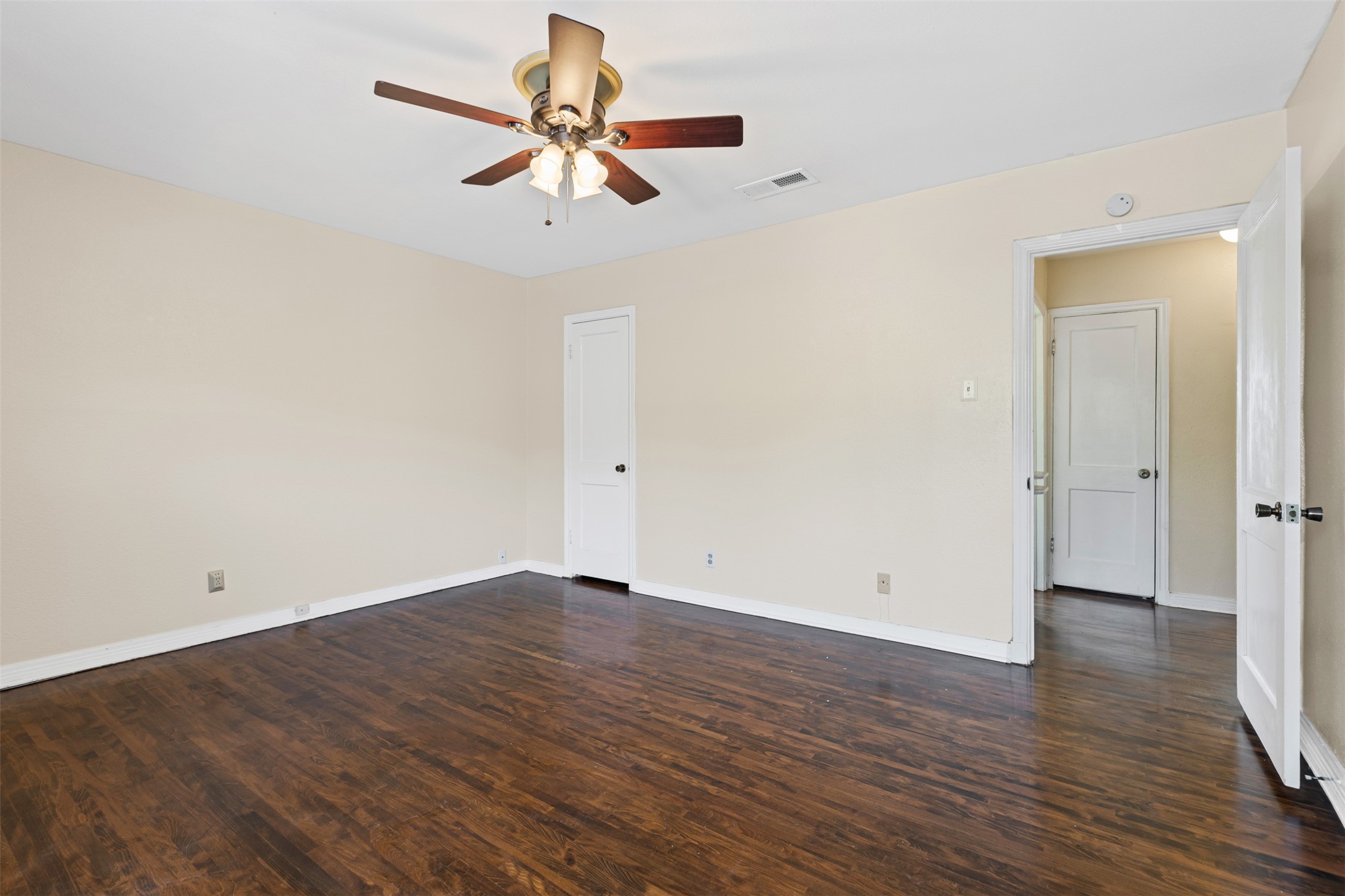 6343 Oriole Drive Dallas TX 75209