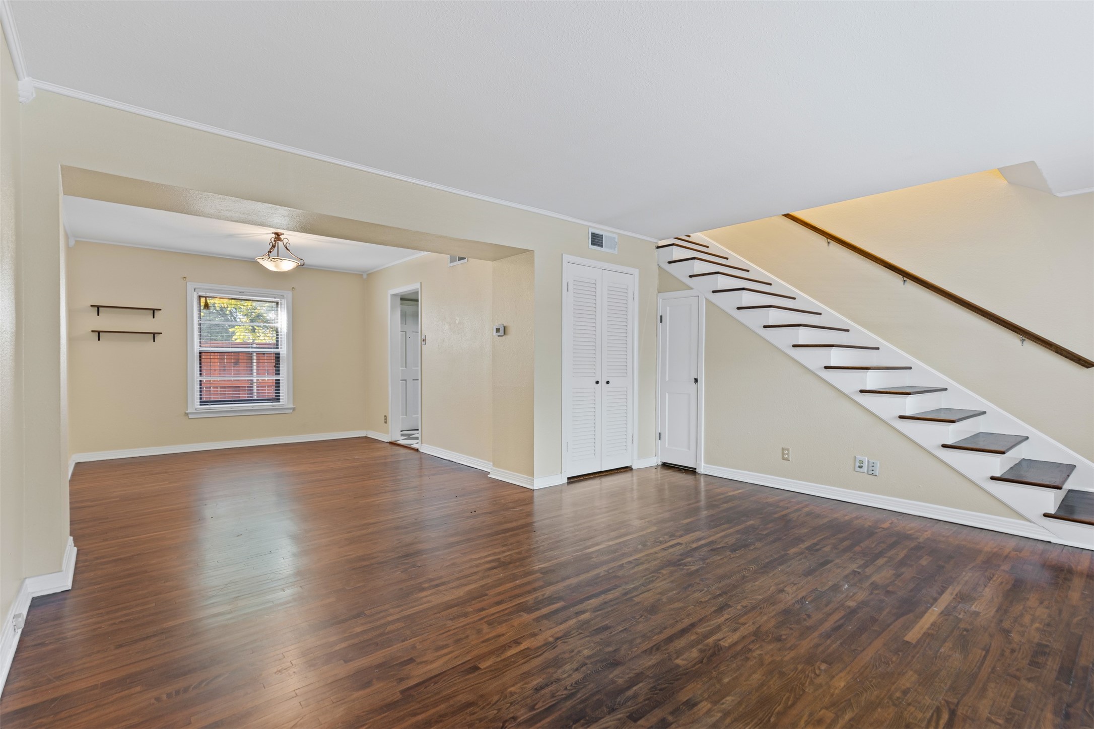 6343 Oriole Drive Dallas TX 75209