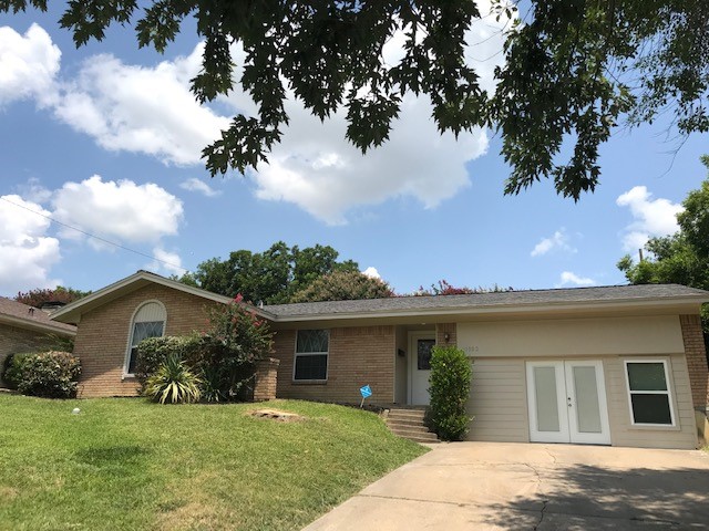 1302 Halifax Street Grand Prairie TX 75050