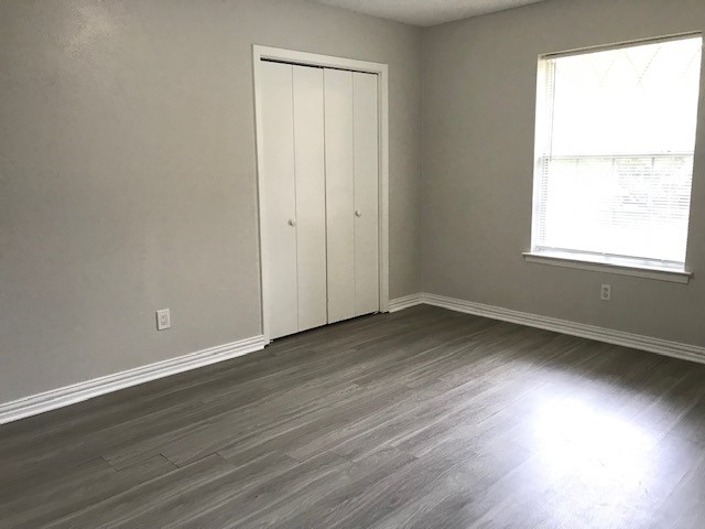 1302 Halifax Street Grand Prairie TX 75050