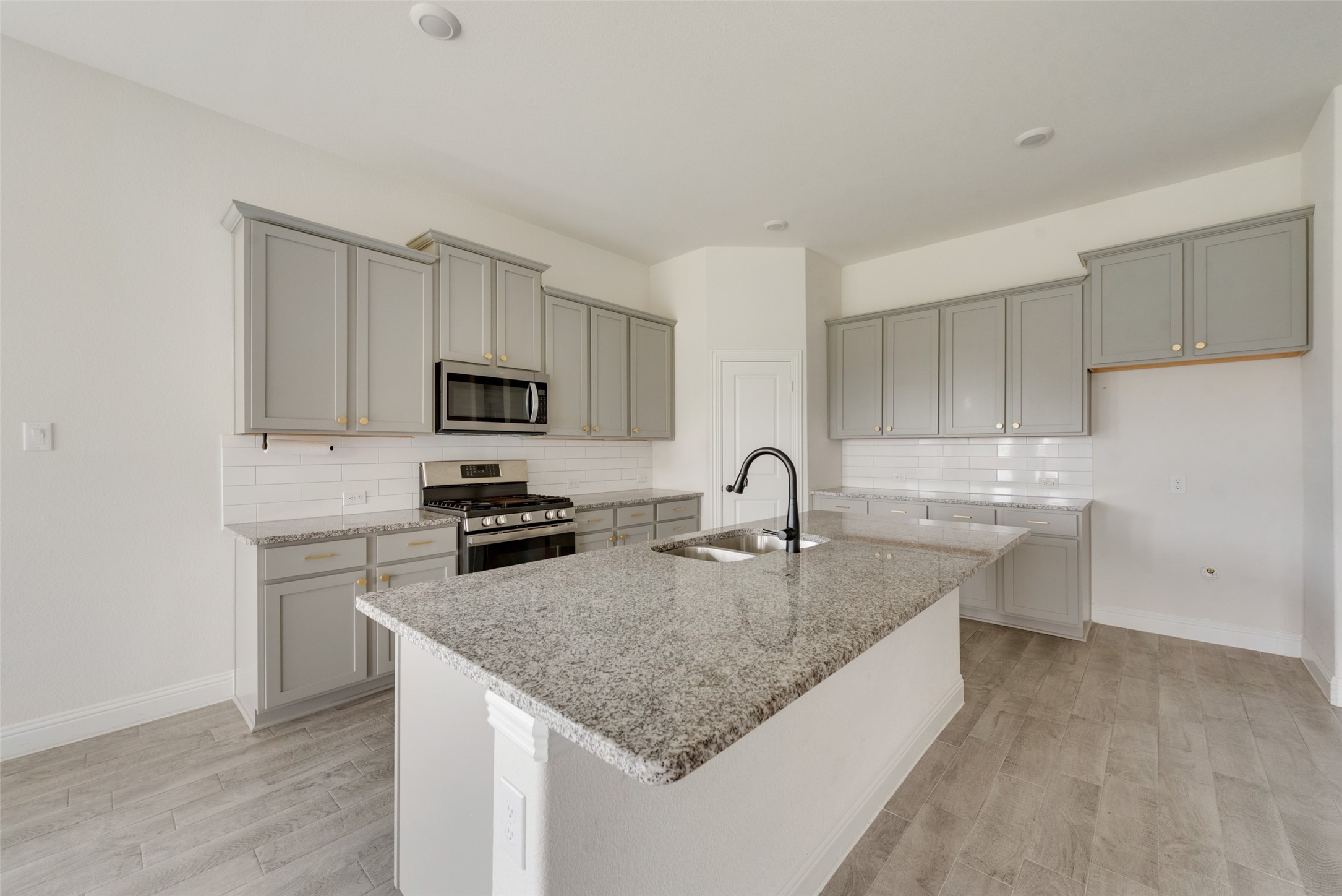 11104 Canyon Mine Drive Aubrey TX 76227