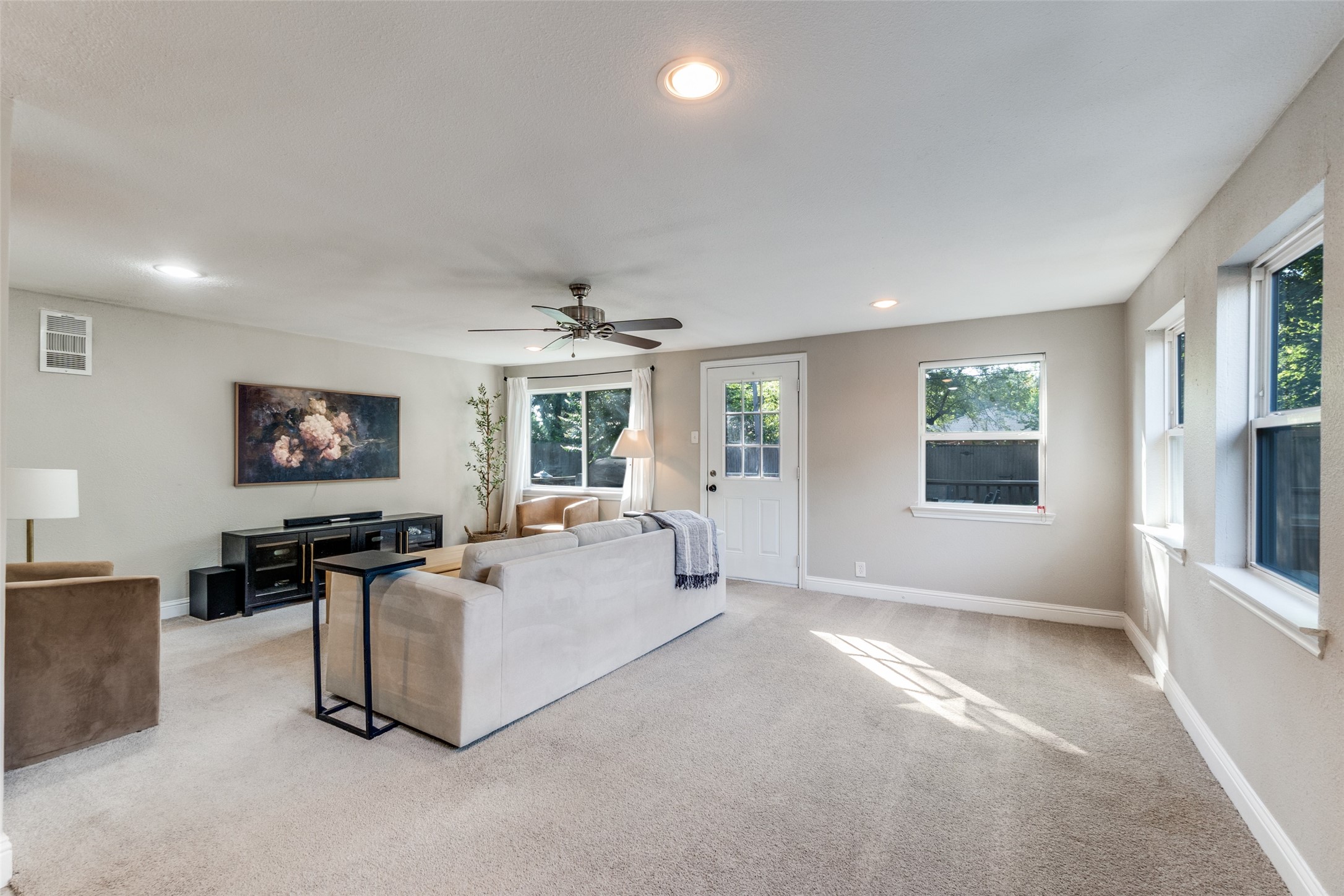 10226 Eastwood Drive Dallas TX 75228