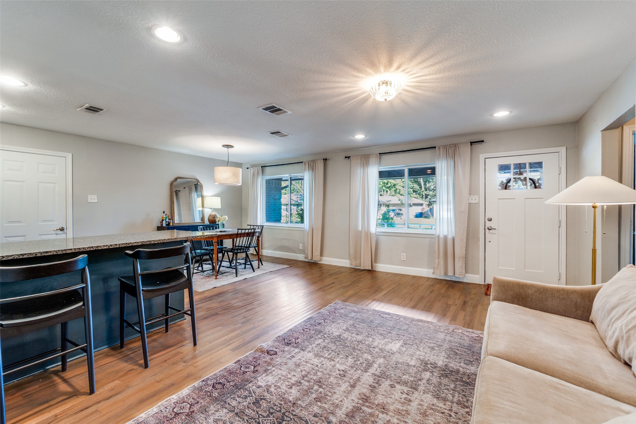 10226 Eastwood Drive Dallas TX 75228