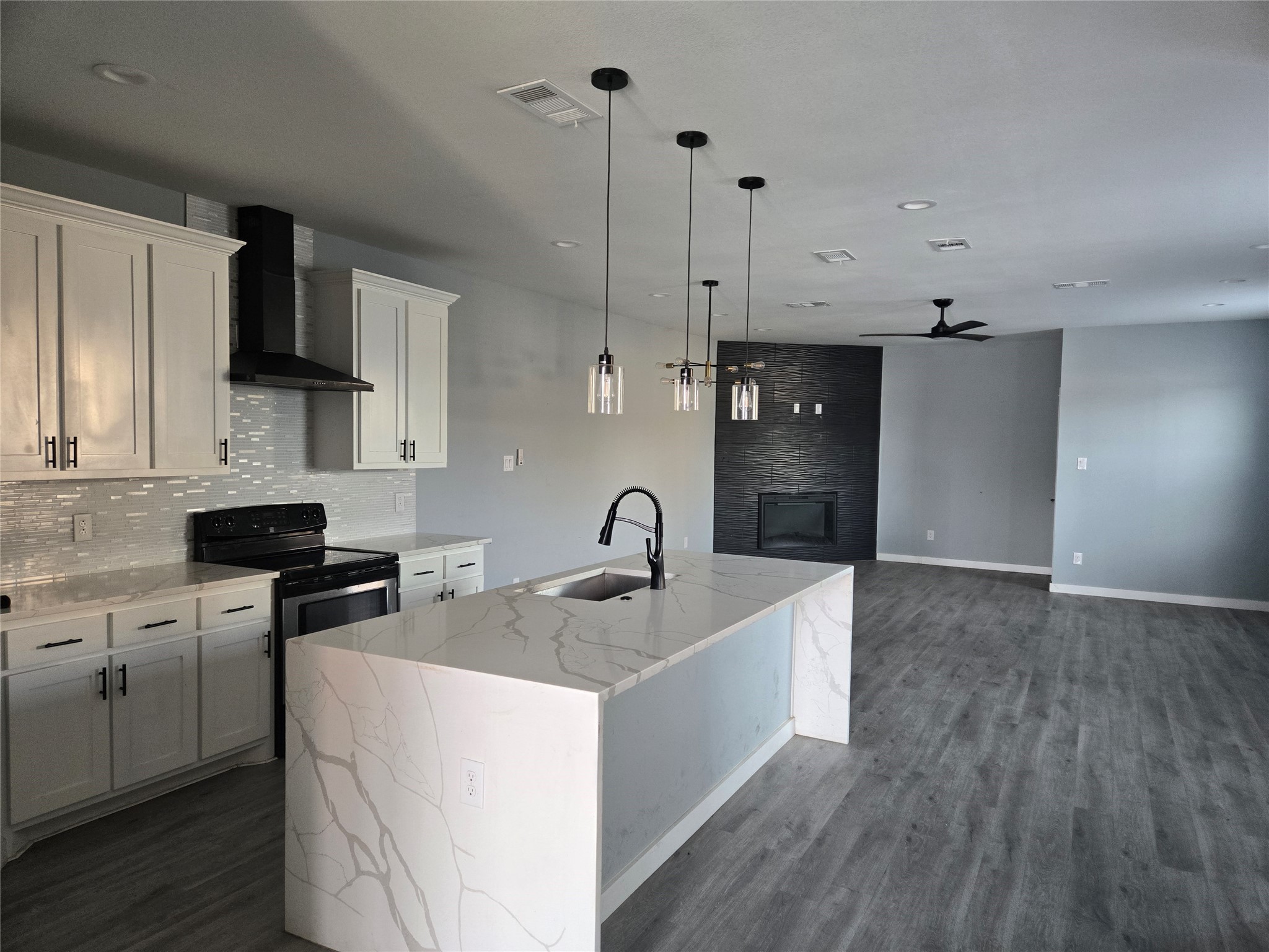 1713 Herald Street Dallas TX 75215