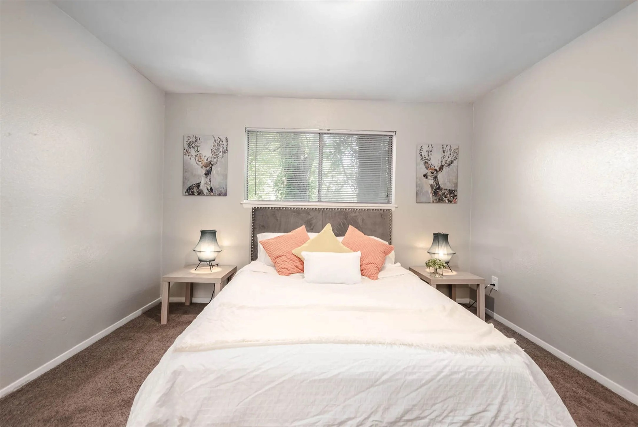 4422 Weaver Road Houston TX 77016