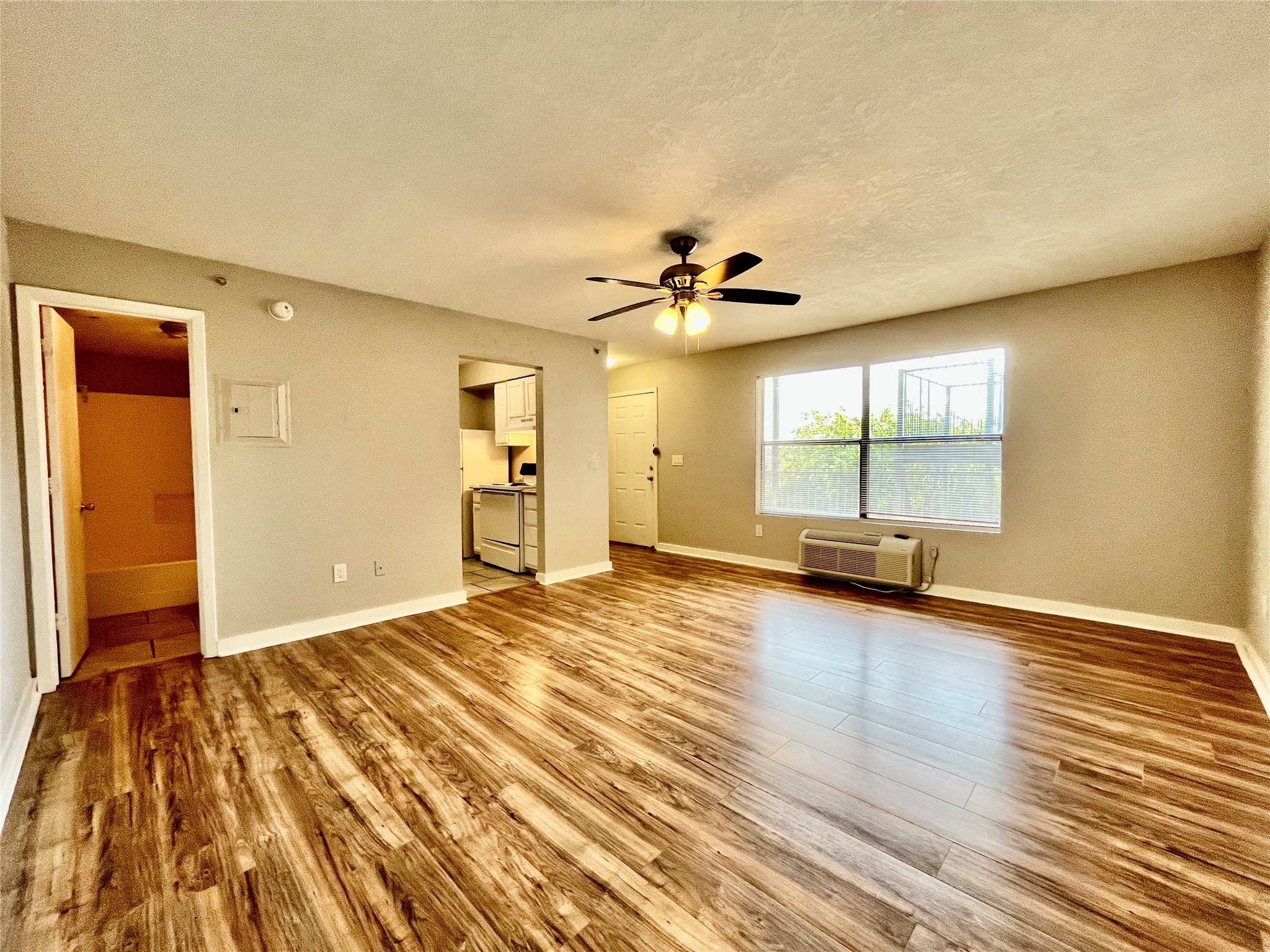 701 W Sycamore Street Denton TX 76201