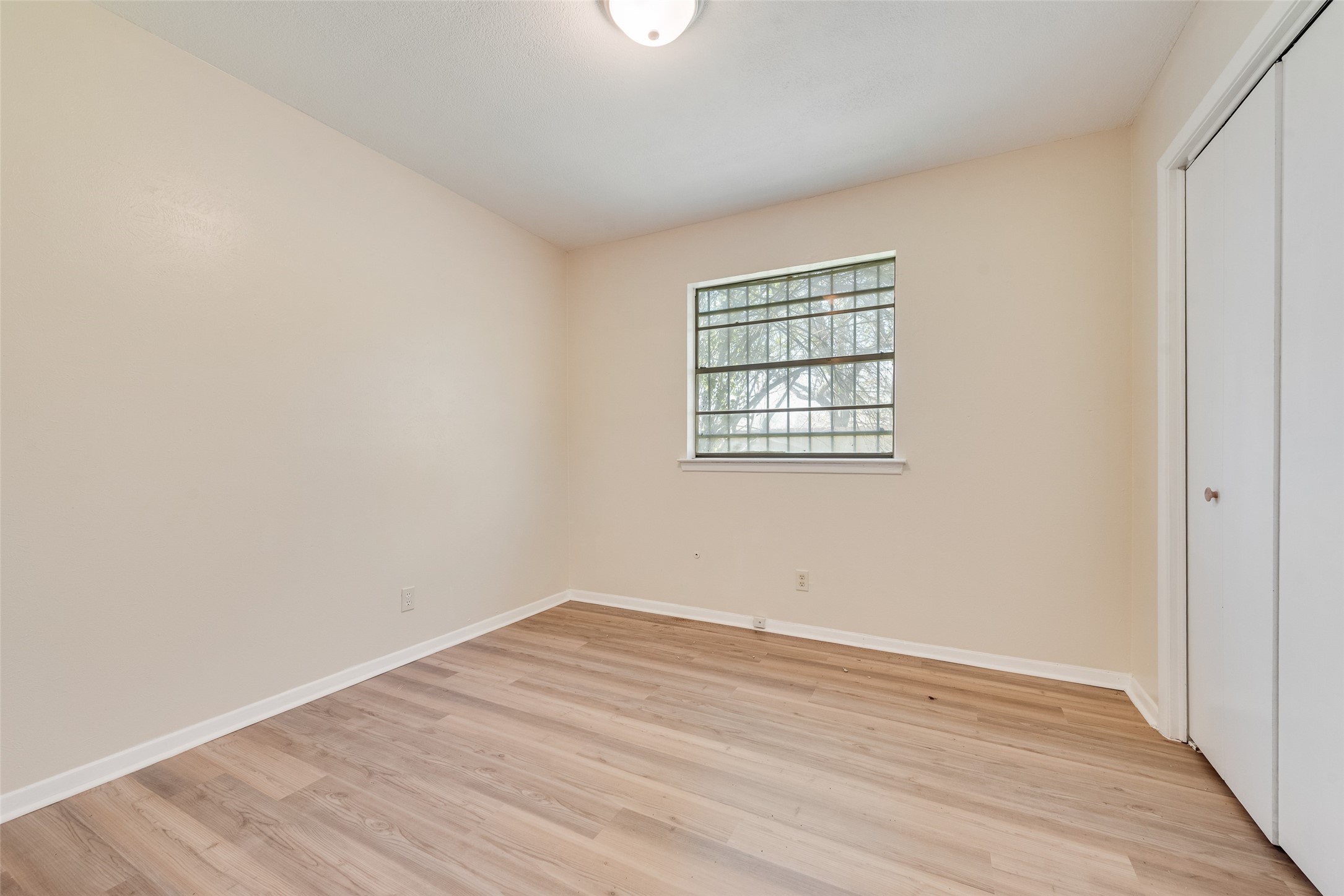 6924 Margaret Drive Forest Hill TX 76140