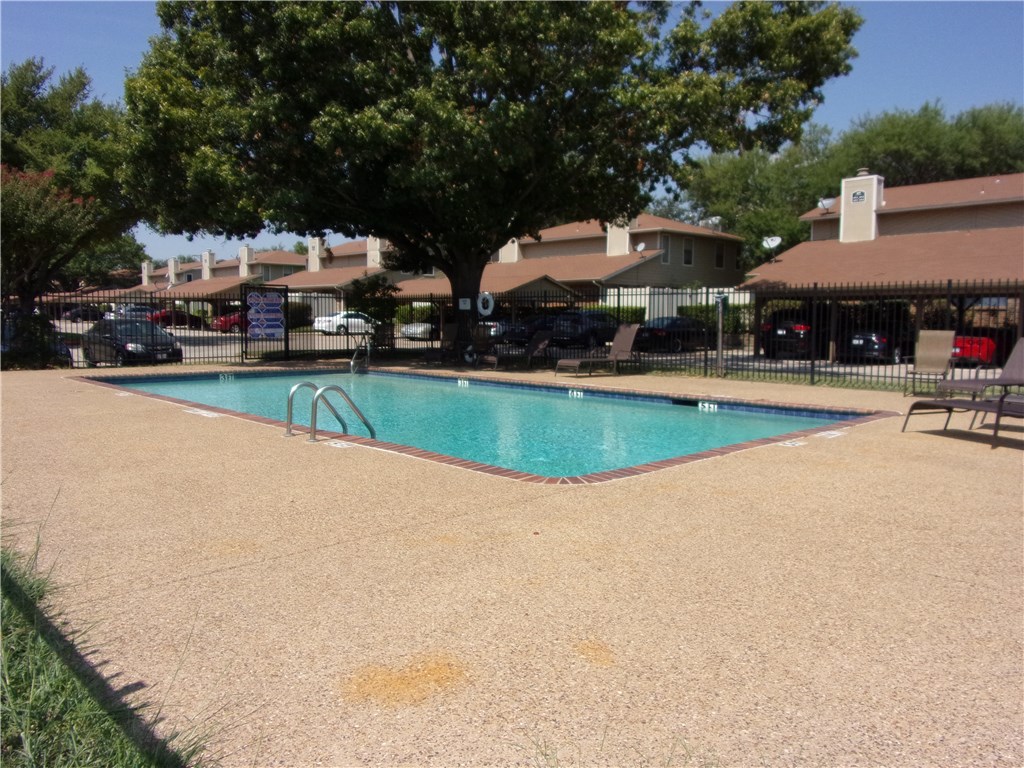 2240 Tarpley Road Carrollton TX 75006