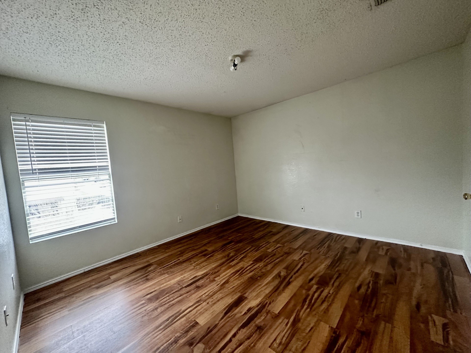 5437 New Castleton Lane Fort Worth TX 76135