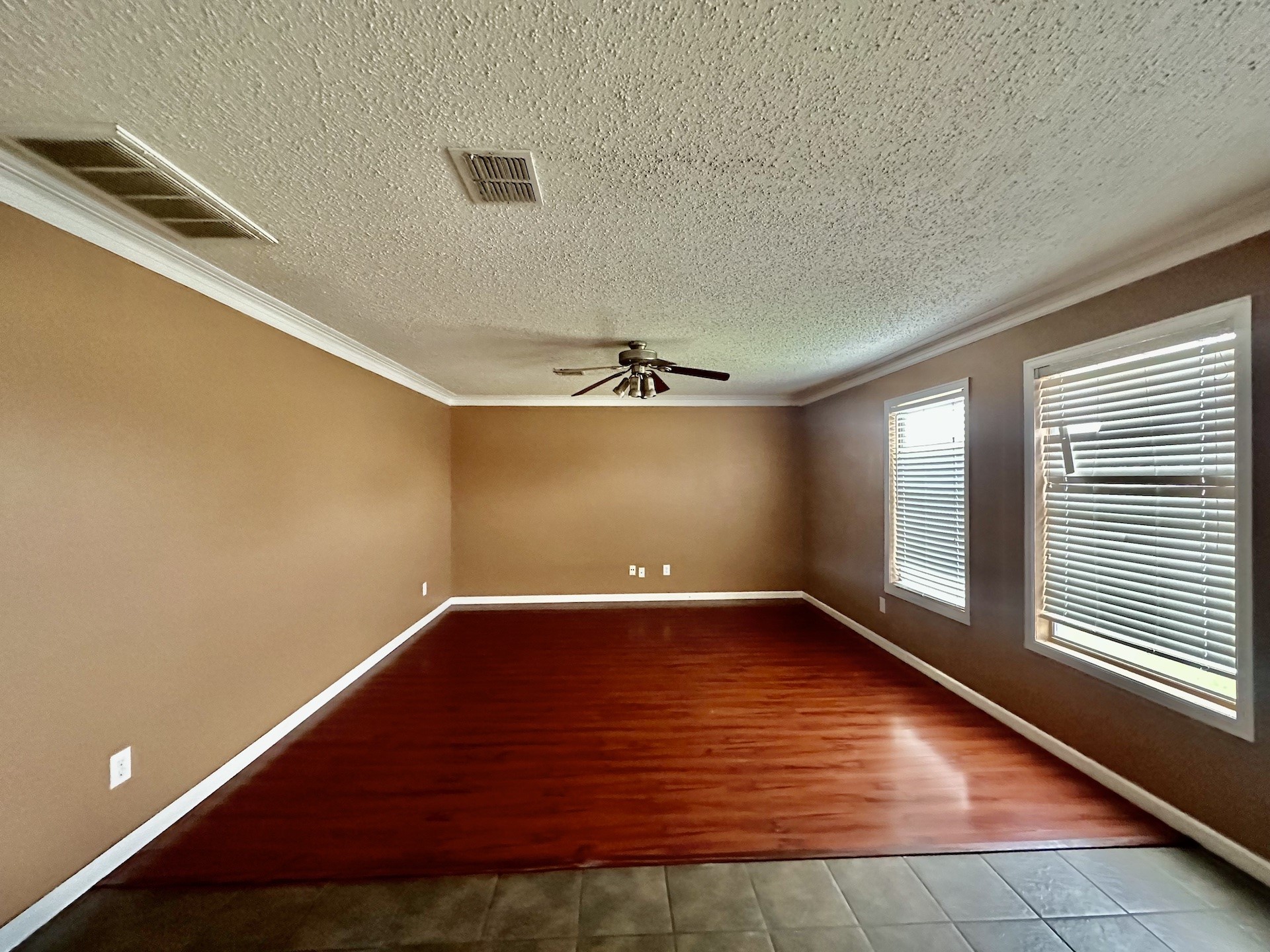 5437 New Castleton Lane Fort Worth TX 76135