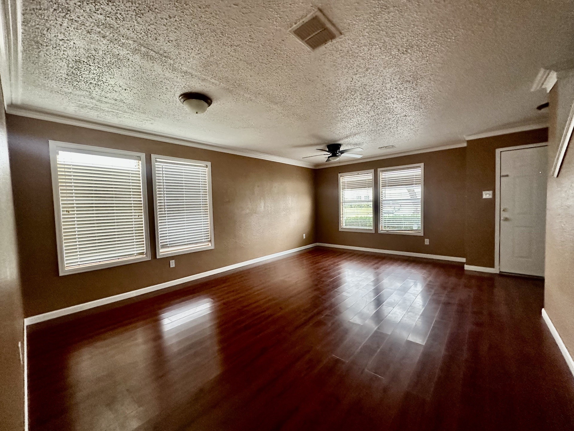 5437 New Castleton Lane Fort Worth TX 76135