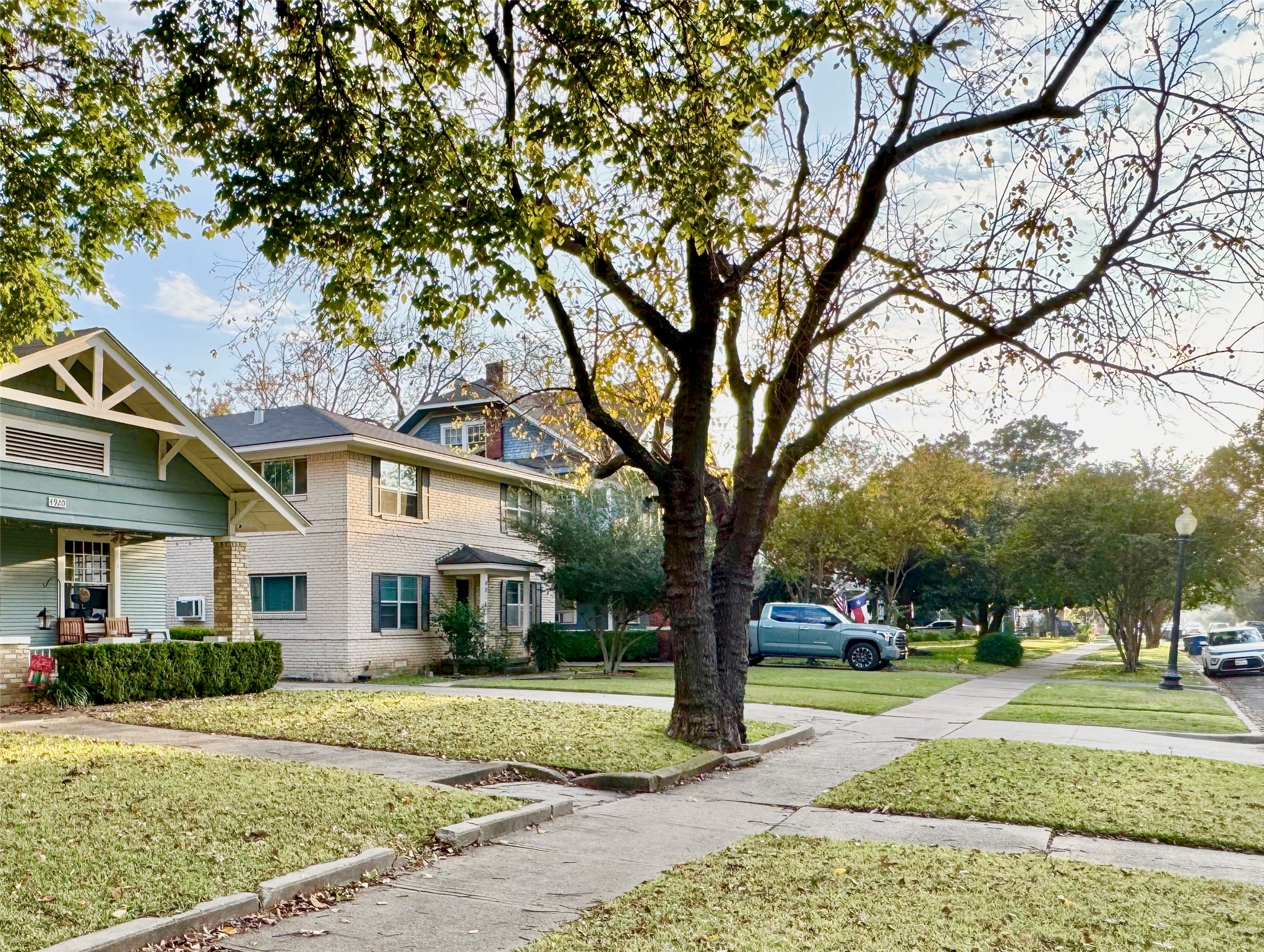 4916 Worth Street Dallas TX 75214