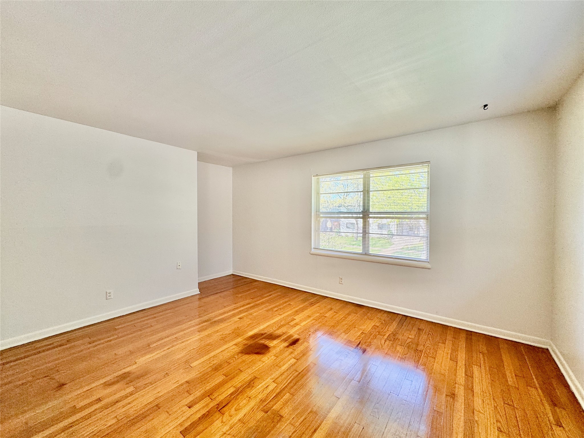 4916 Worth Street Dallas TX 75214