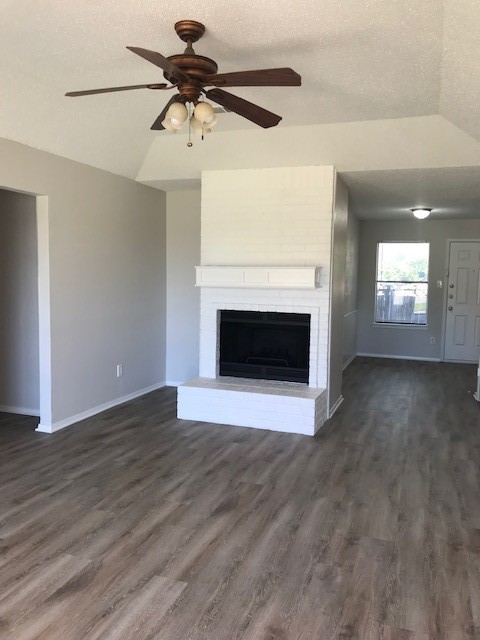 429 Signal Hill Court N Fort Worth TX 76112