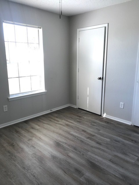 429 Signal Hill Court N Fort Worth TX 76112