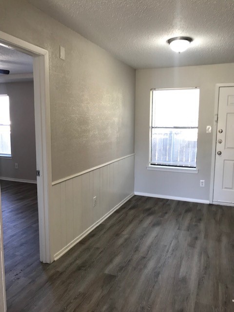 429 Signal Hill Court N Fort Worth TX 76112