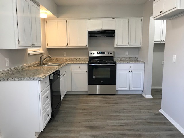 429 Signal Hill Court N Fort Worth TX 76112