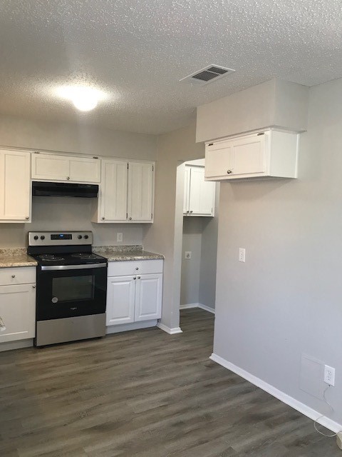 429 Signal Hill Court N Fort Worth TX 76112