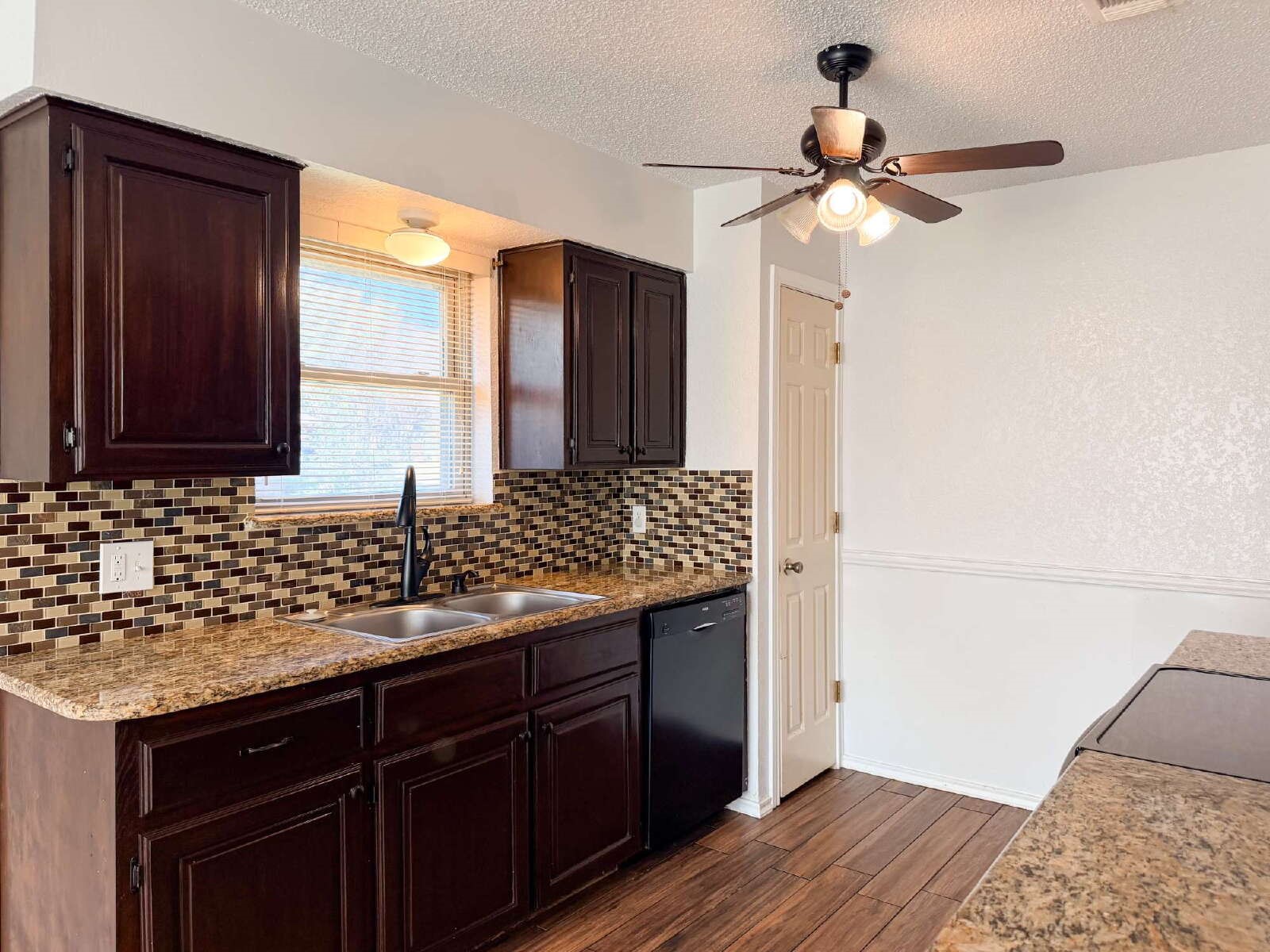 701 Daniels Drive Crowley TX 76036