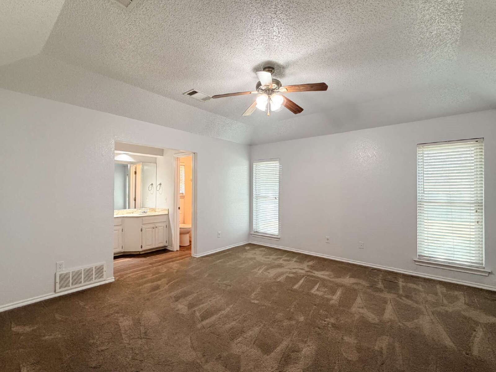 701 Daniels Drive Crowley TX 76036