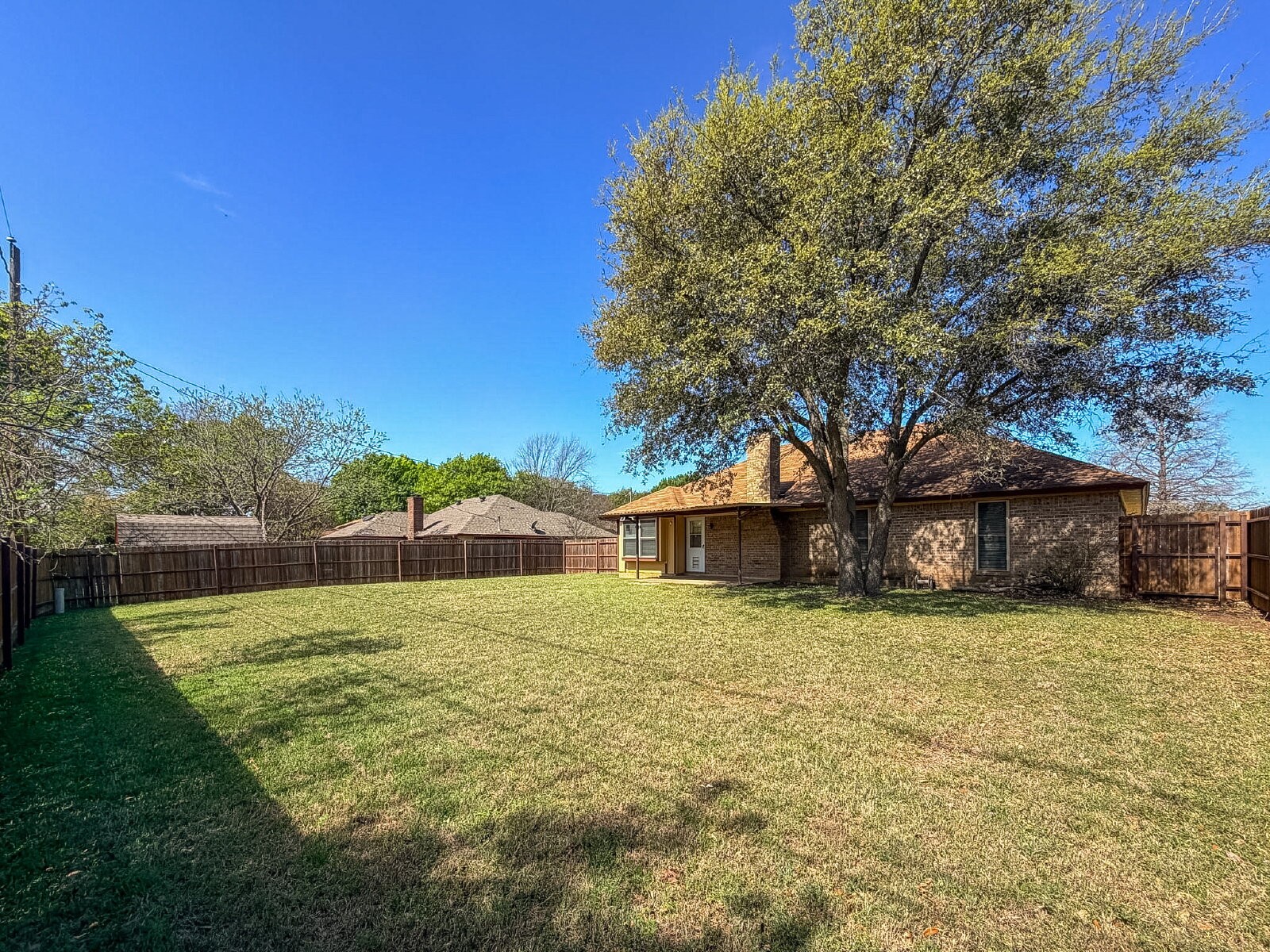 701 Daniels Drive Crowley TX 76036