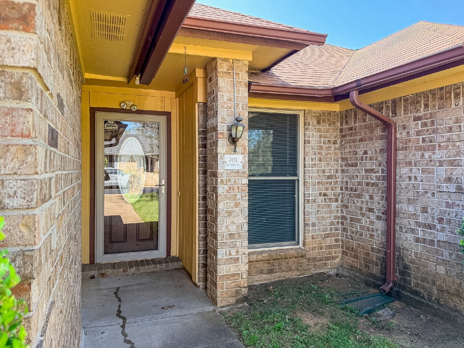 701 Daniels Drive Crowley TX 76036