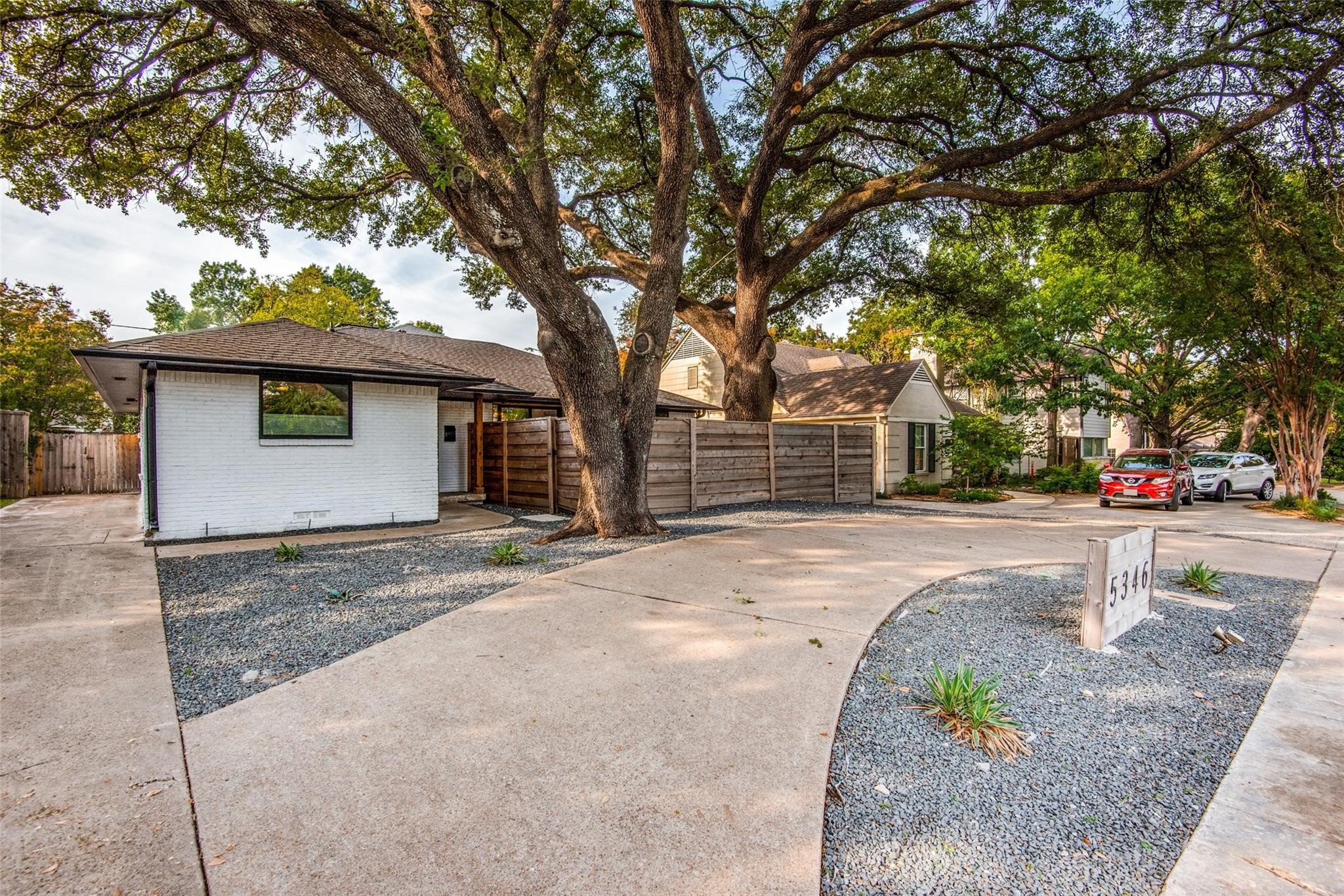 5346 W Mockingbird Lane Dallas TX 75209