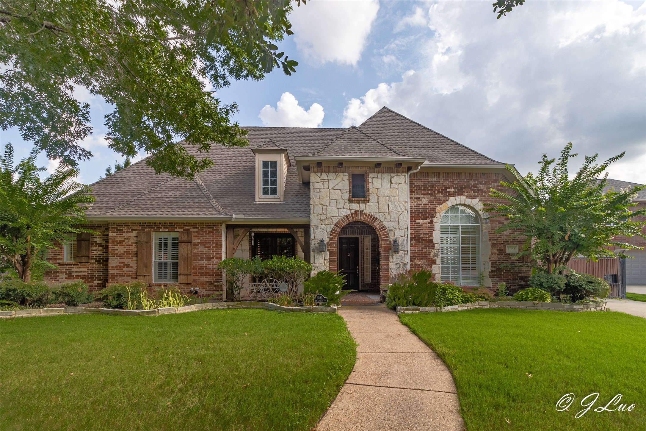 1053 Sir Lancelot Circle Lewisville TX 75056