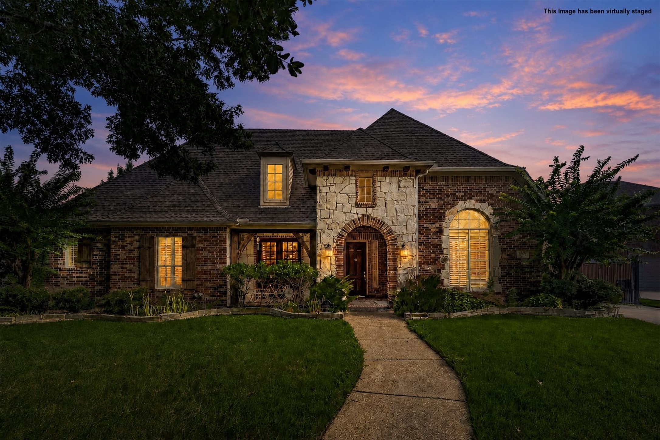 1053 Sir Lancelot Circle Lewisville TX 75056