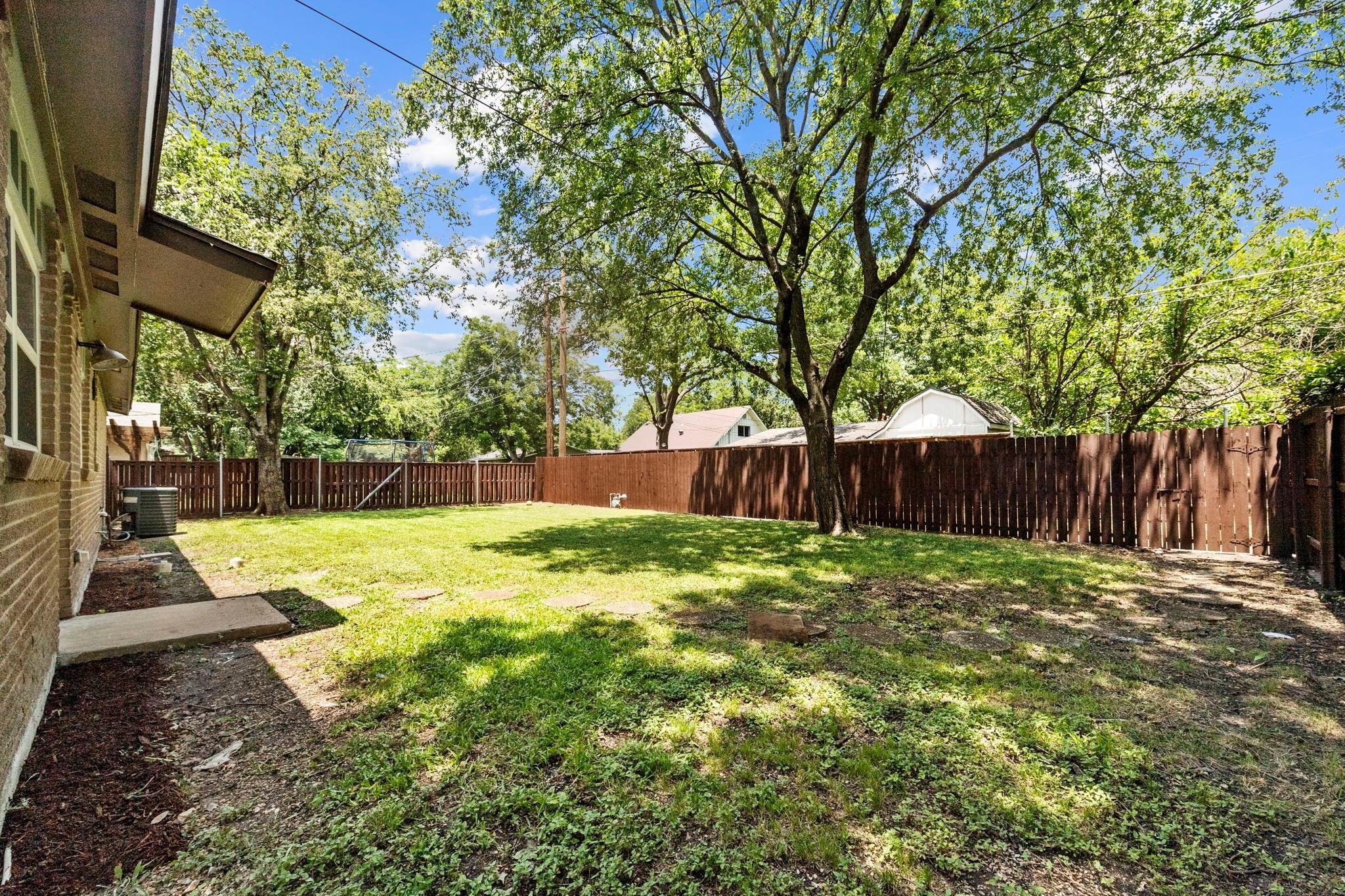 806 Greenhaven Drive Richardson TX 75080