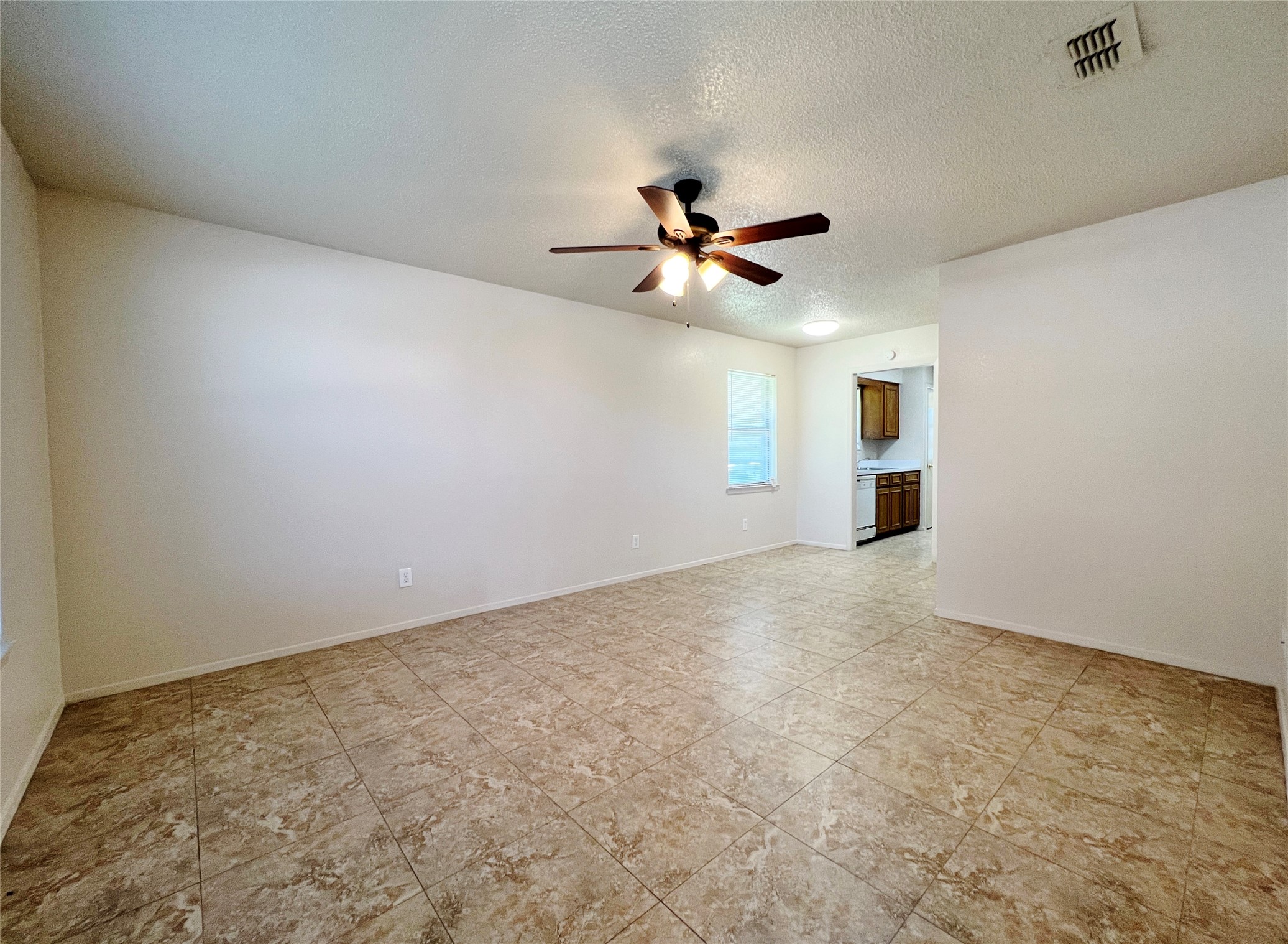 1110 S Rusk Street Weatherford TX 76086