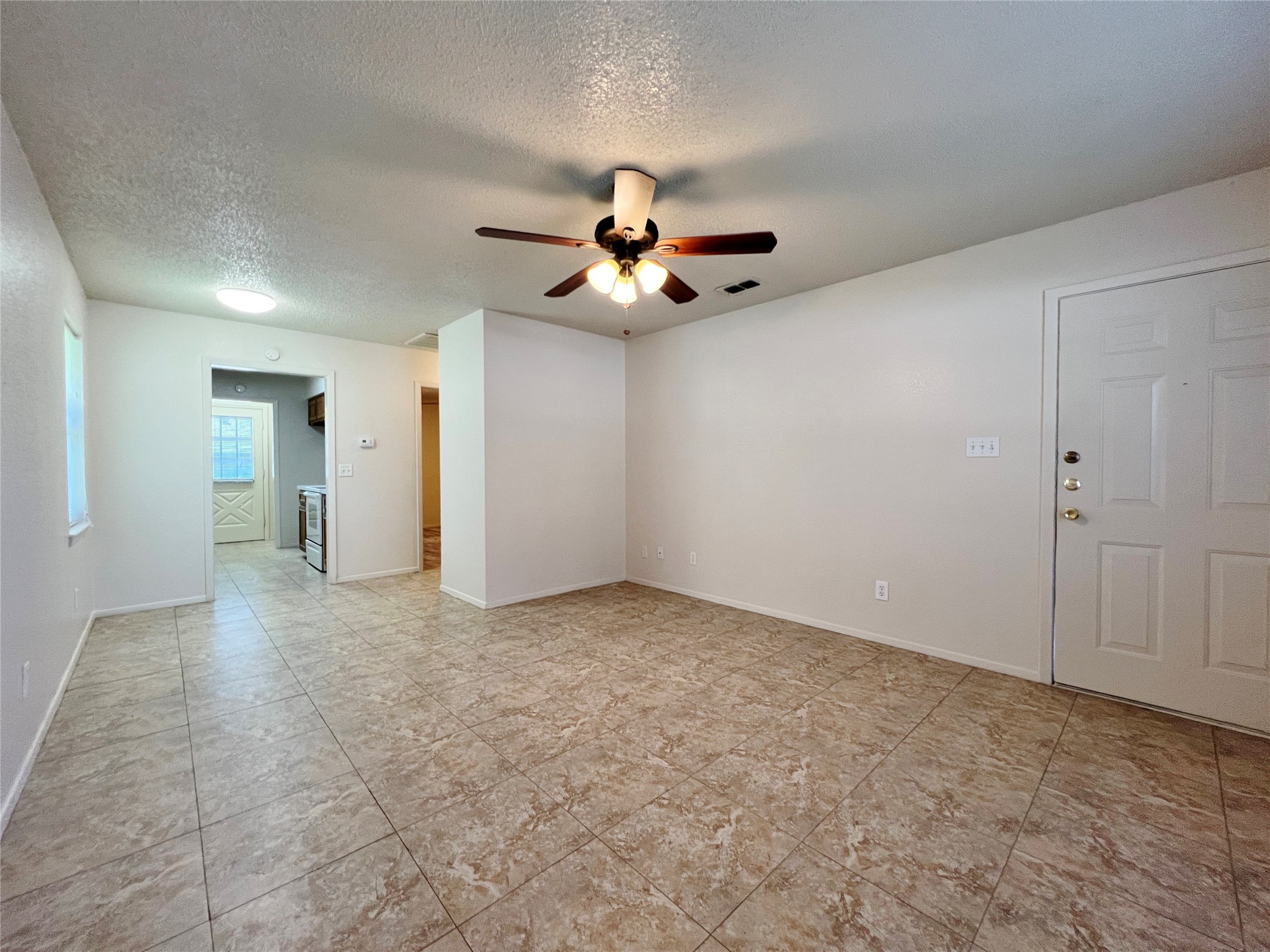 1110 S Rusk Street Weatherford TX 76086
