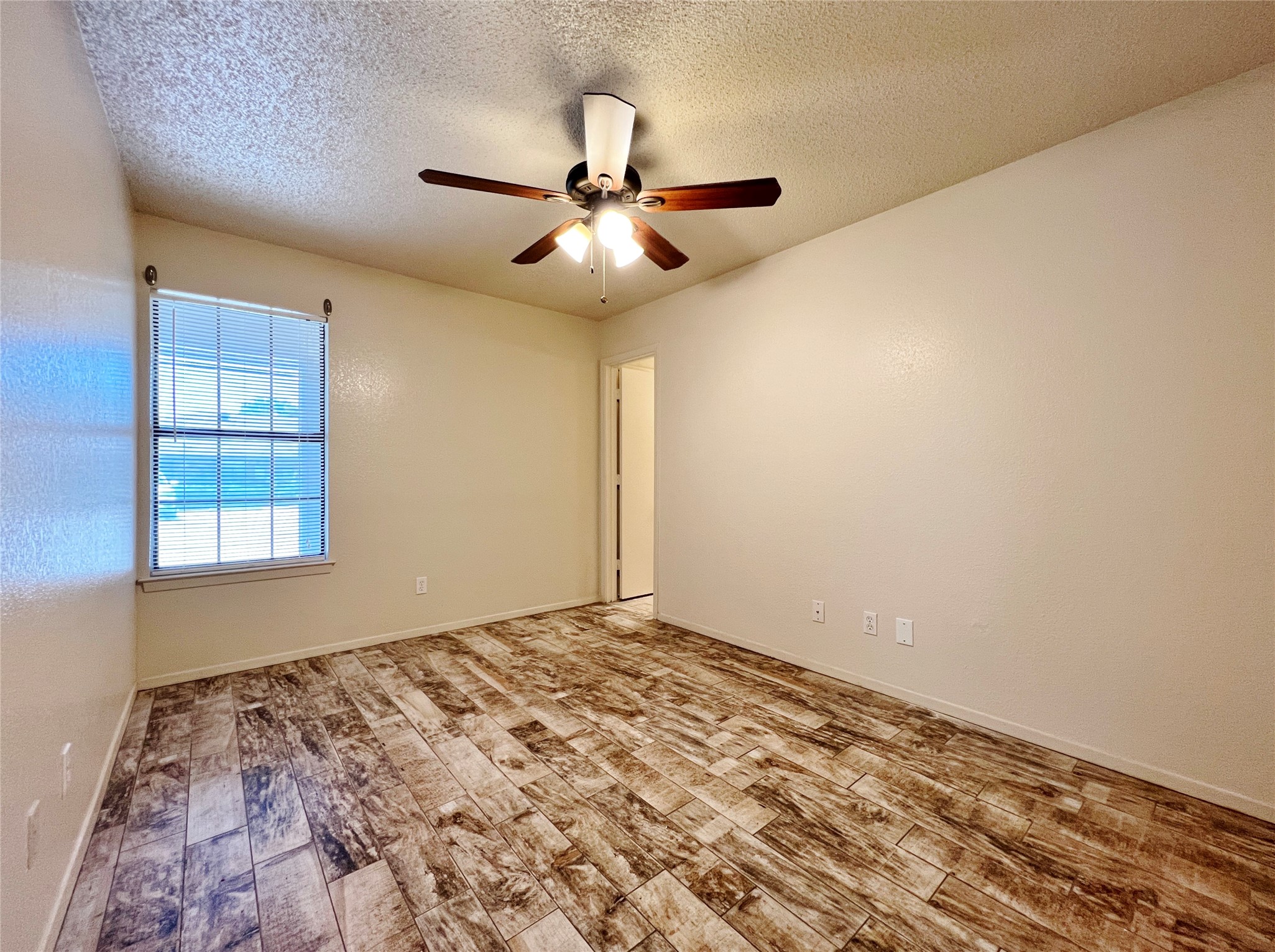 1110 S Rusk Street Weatherford TX 76086