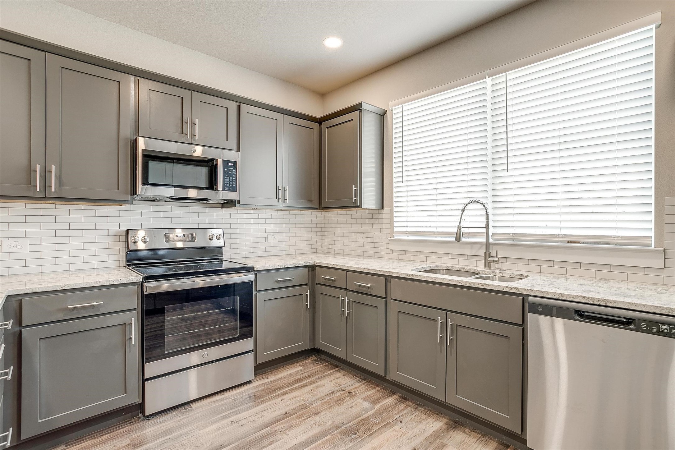 544 Lake Point Drive Weatherford TX 76087