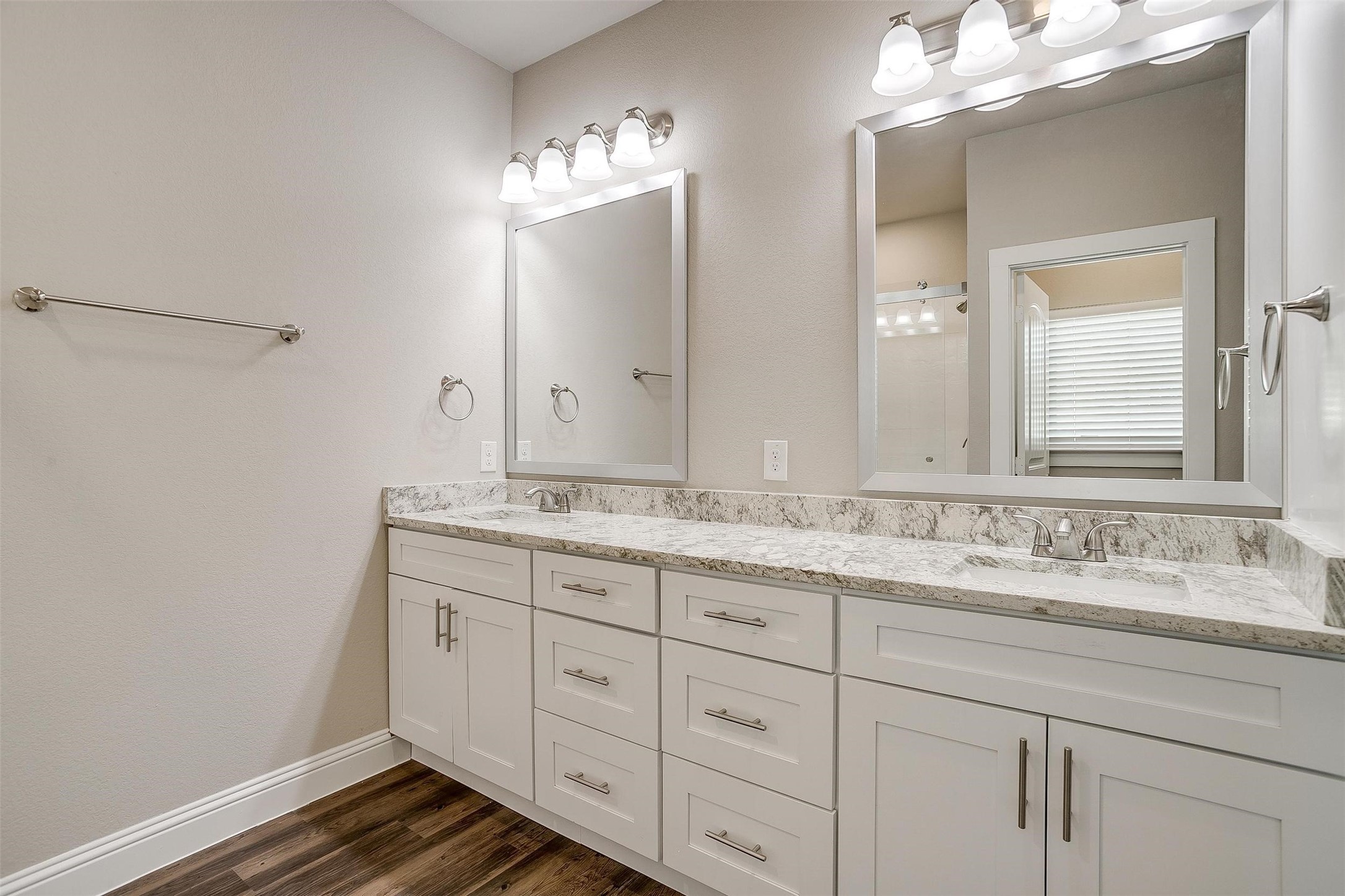 544 Lake Point Drive Weatherford TX 76087