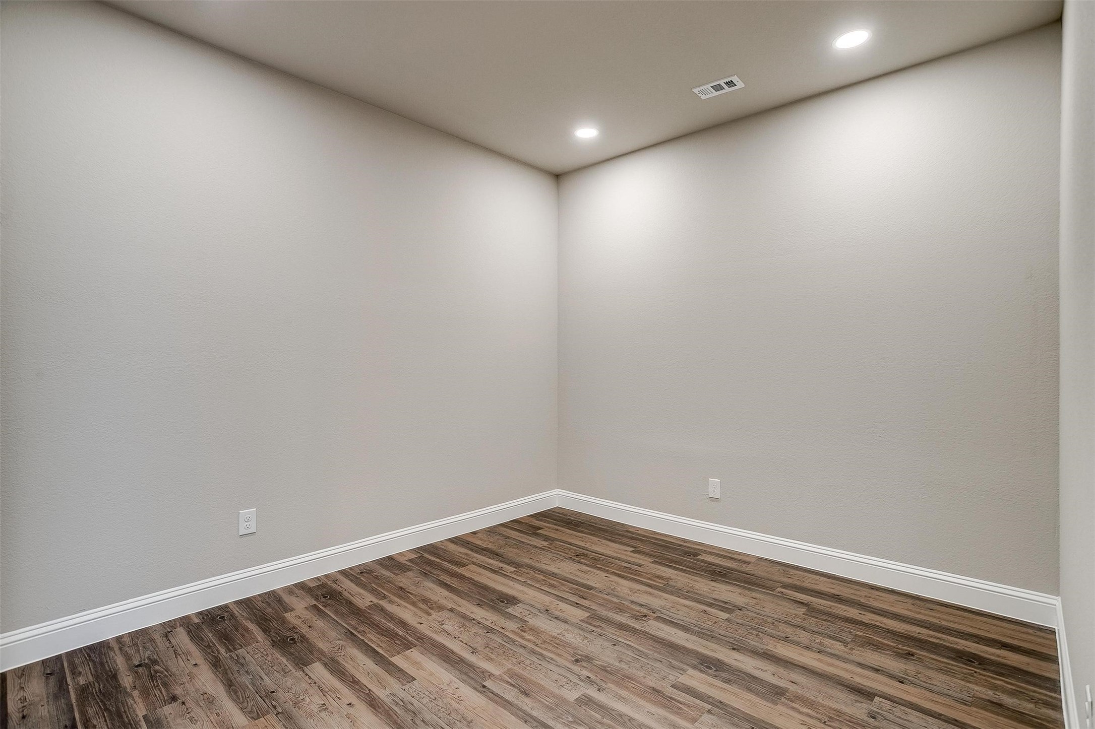 544 Lake Point Drive Weatherford TX 76087