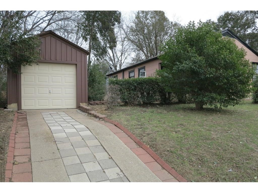 7428 Gaston Avenue Fort Worth TX 76116